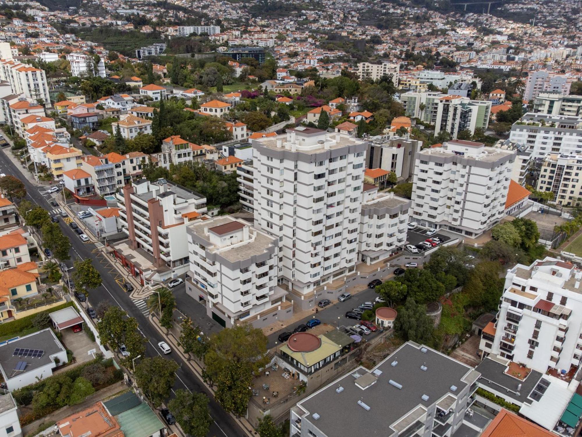 Social Lodge - Hollywood Funchal  Ngoại thất bức ảnh
