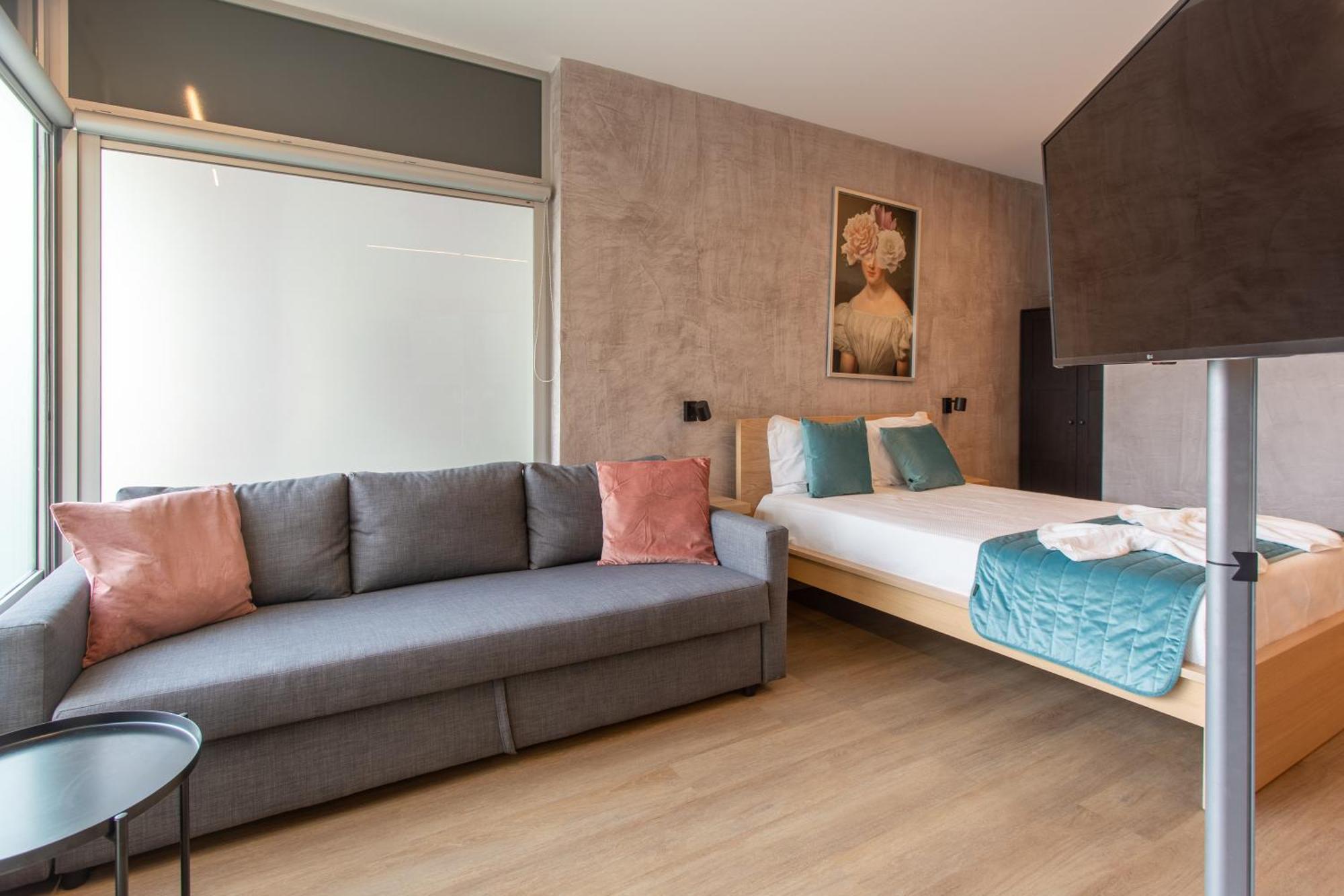Social Lodge - Hollywood Funchal  Ngoại thất bức ảnh